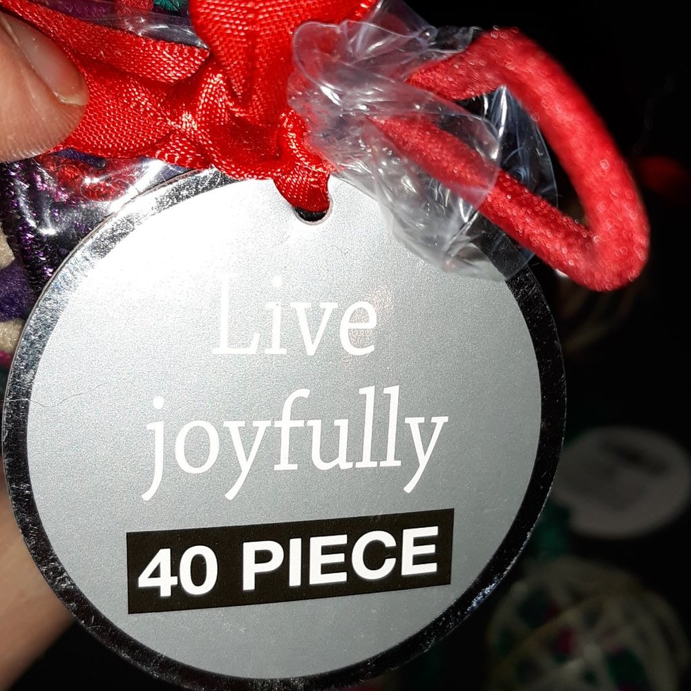 4 New 40 Piece Hair Bands - Picture 2 of 2